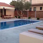 Zante Flower &