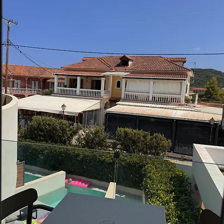 Zante Flower & Διαμέρισμα Αλυκανάς