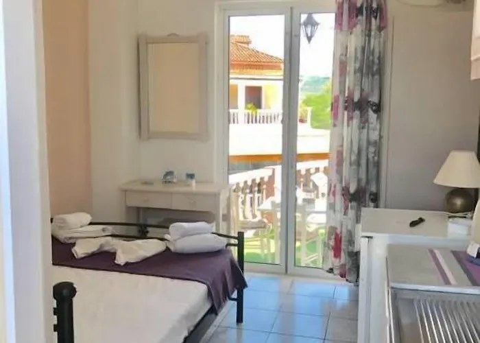 Zante Flower & Апартаменты