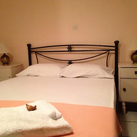 Apartman Zante Flower & Alikanász