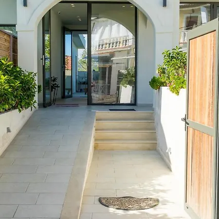 Апартаменты Zante Flower &